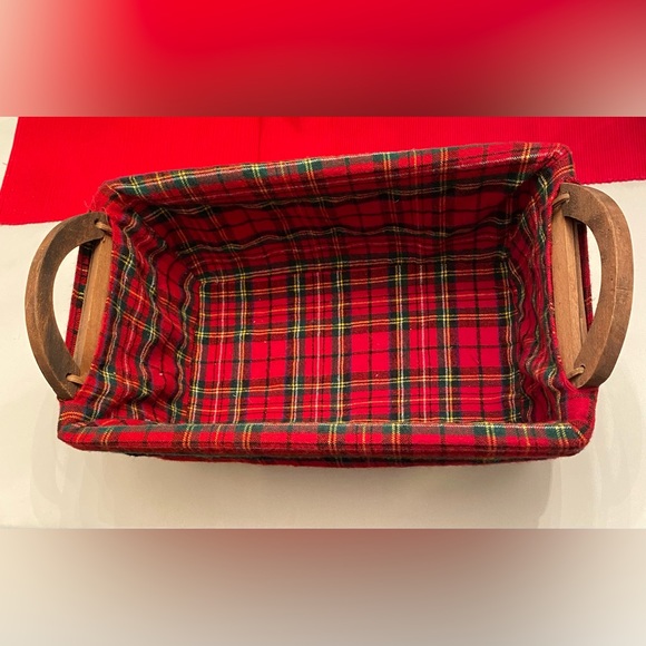 WOODEN BASKET WITH RED FLANNEL PLAID INSERT - Picture 1 of 8